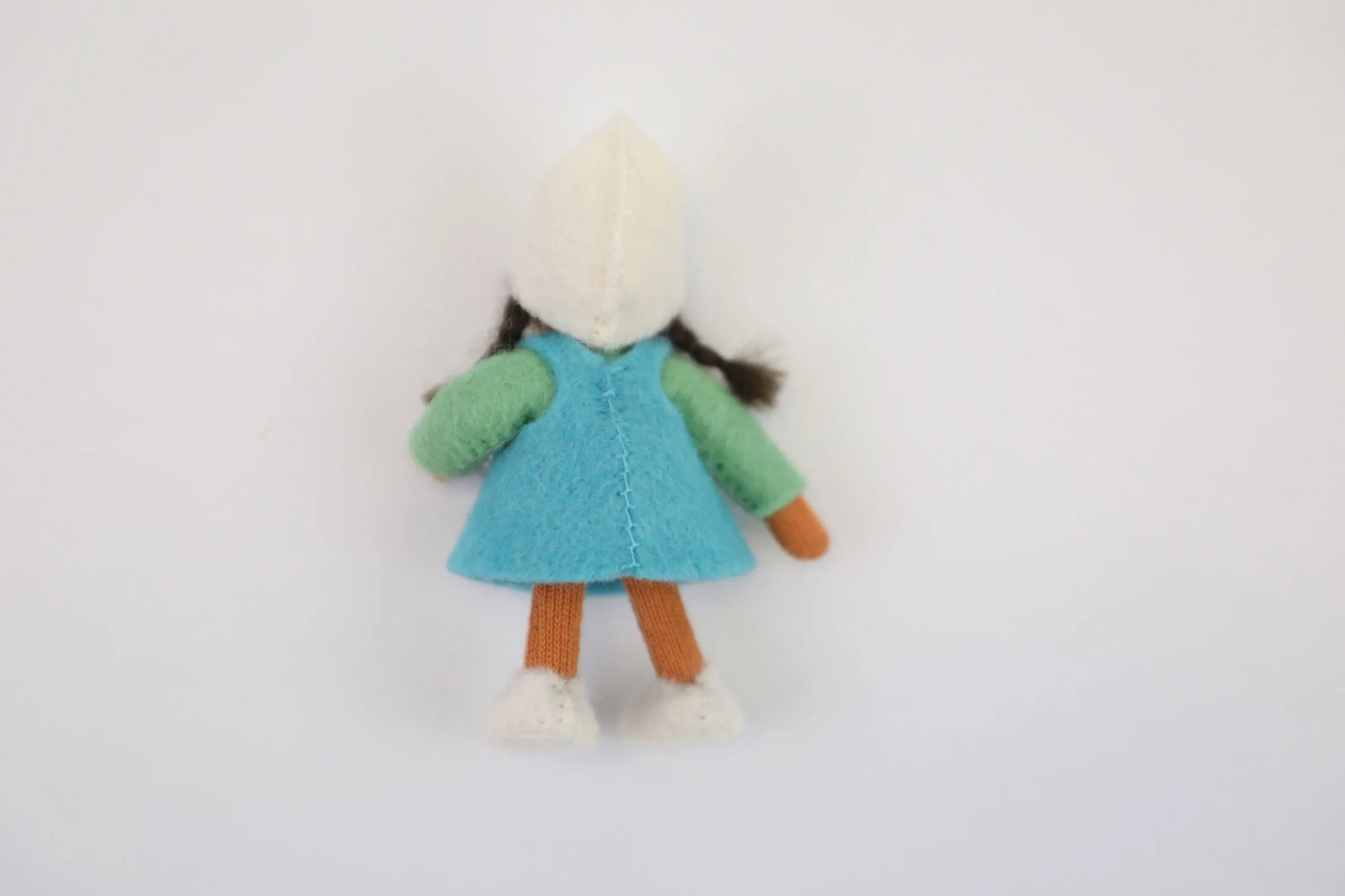Ambrosius Dwarf Winter Girl with Crystal
