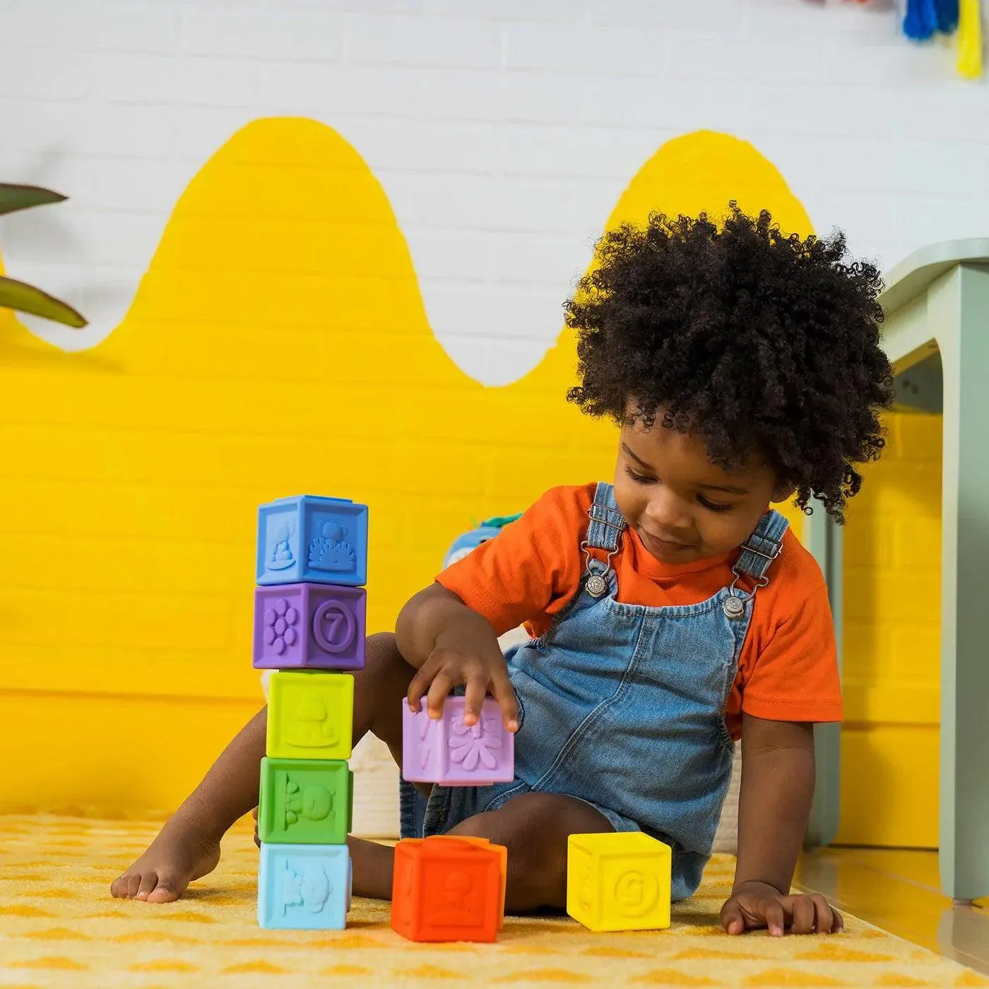 Bright Starts KaledioCubes™ 9 Stack & Squeeze Blocks