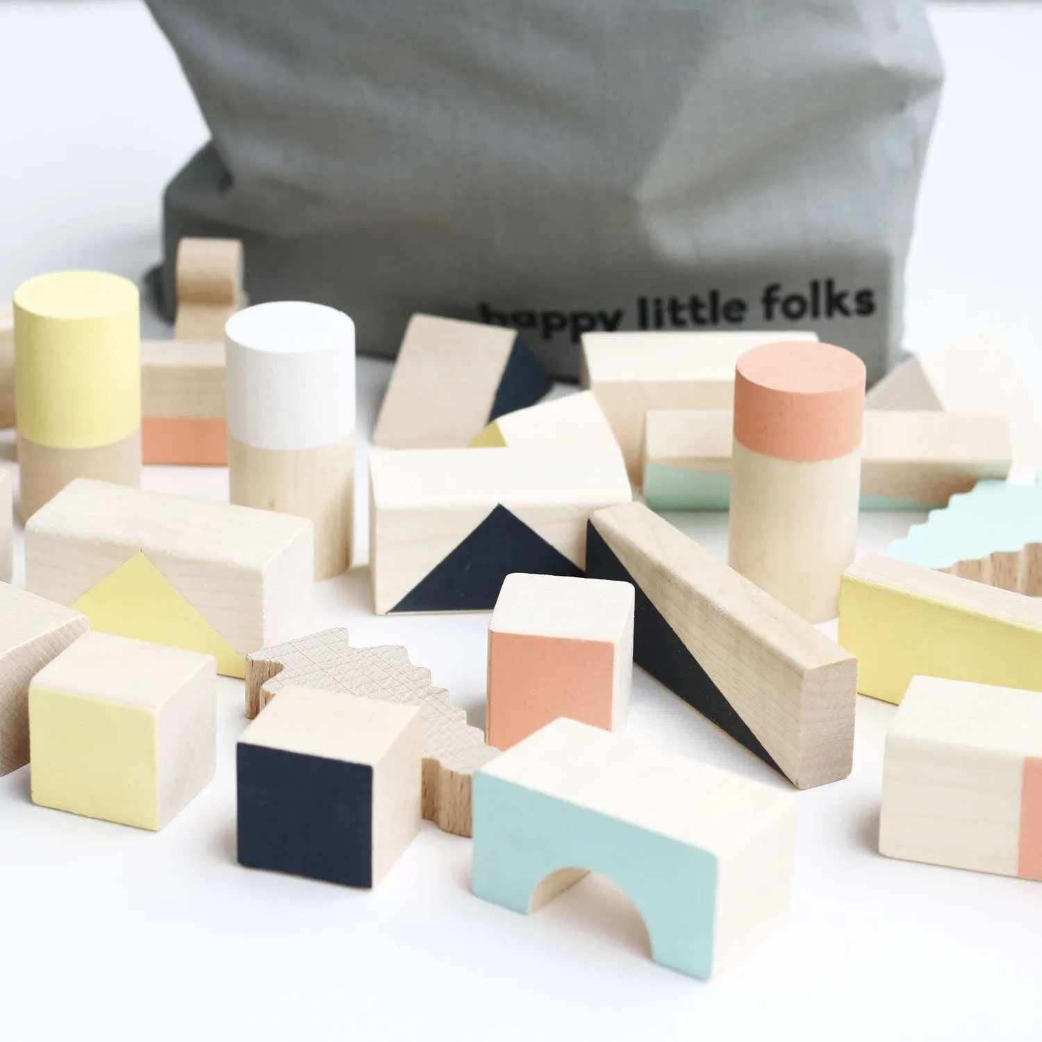 Wooden building blocks - Mixed colours